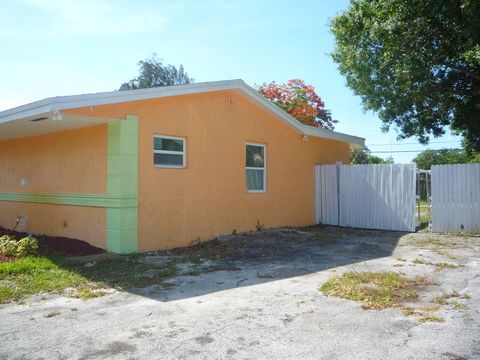 Tiny photo for 2162 NW 28th Street, Oakland Park, FL 33311 (MLS # B26044495)