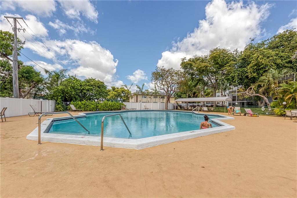 Royal Park Condominium - Residential
