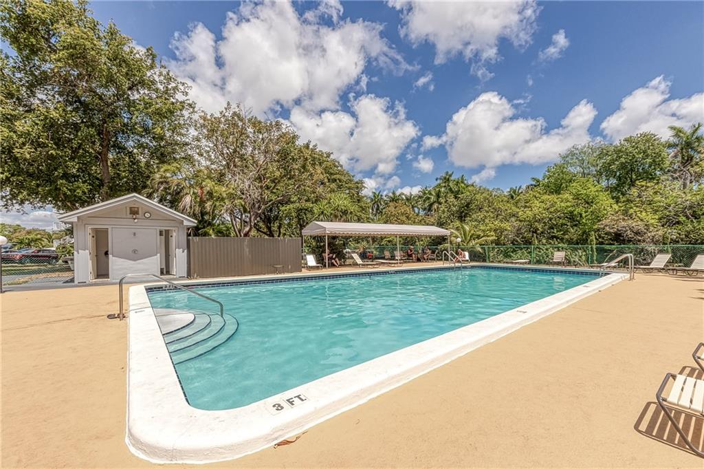 Royal Park Condominium - Residential