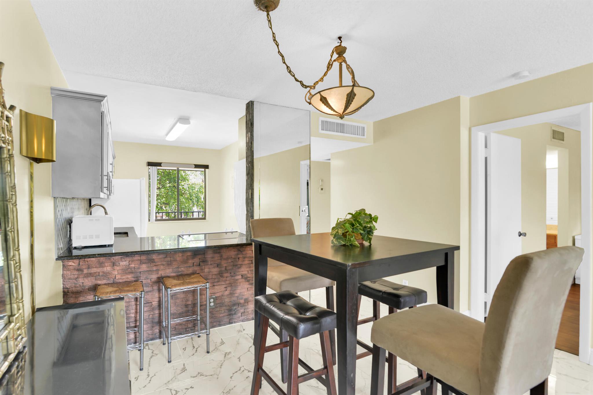 FOUNTAINS OF PALM BEACH C - Residential