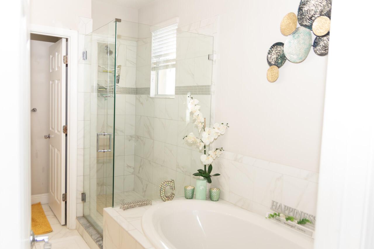 VIZCAYA FALLS PLAT 1 - Residential