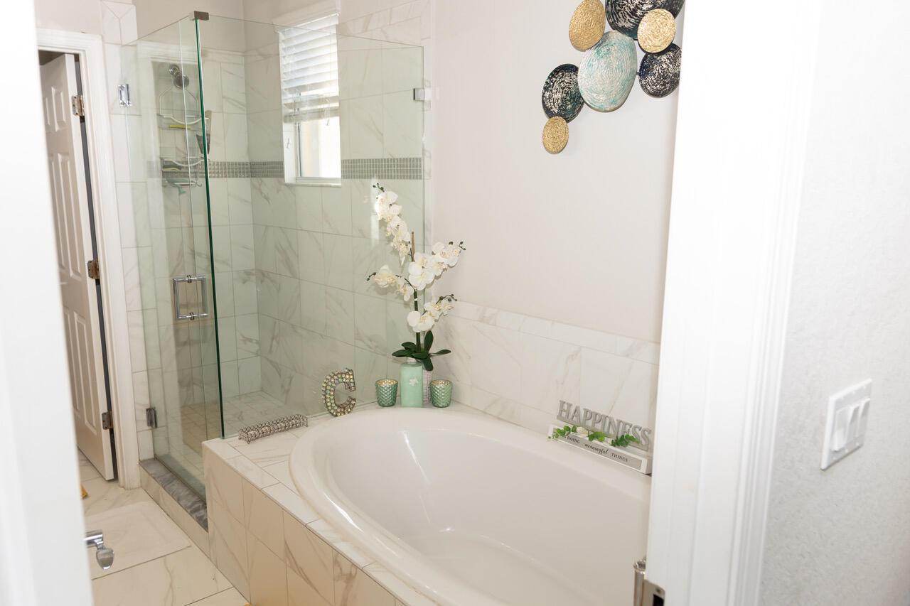 VIZCAYA FALLS PLAT 1 - Residential