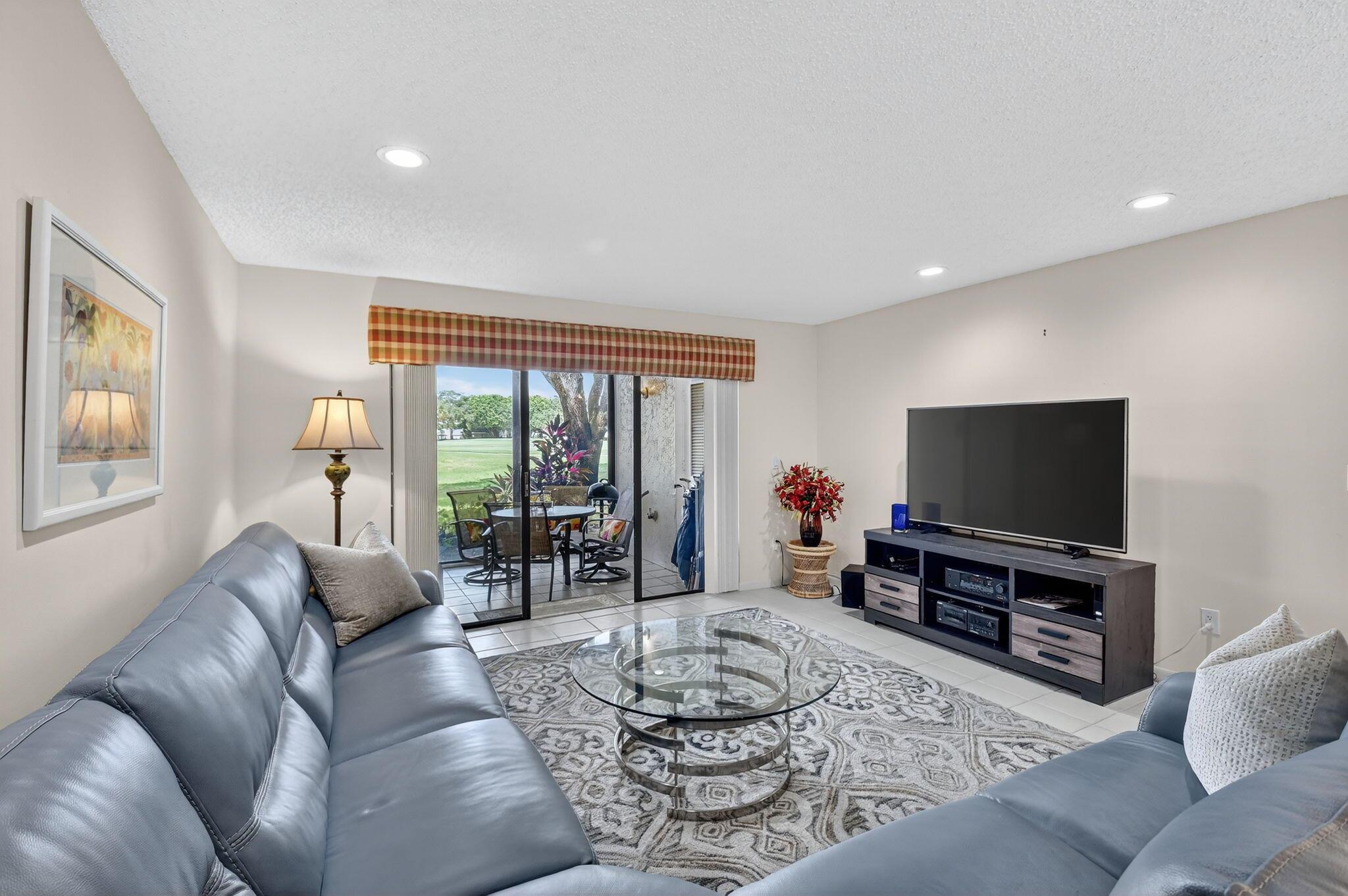 SOUTHPORT AT HUNTERS RUN - Residential Lease