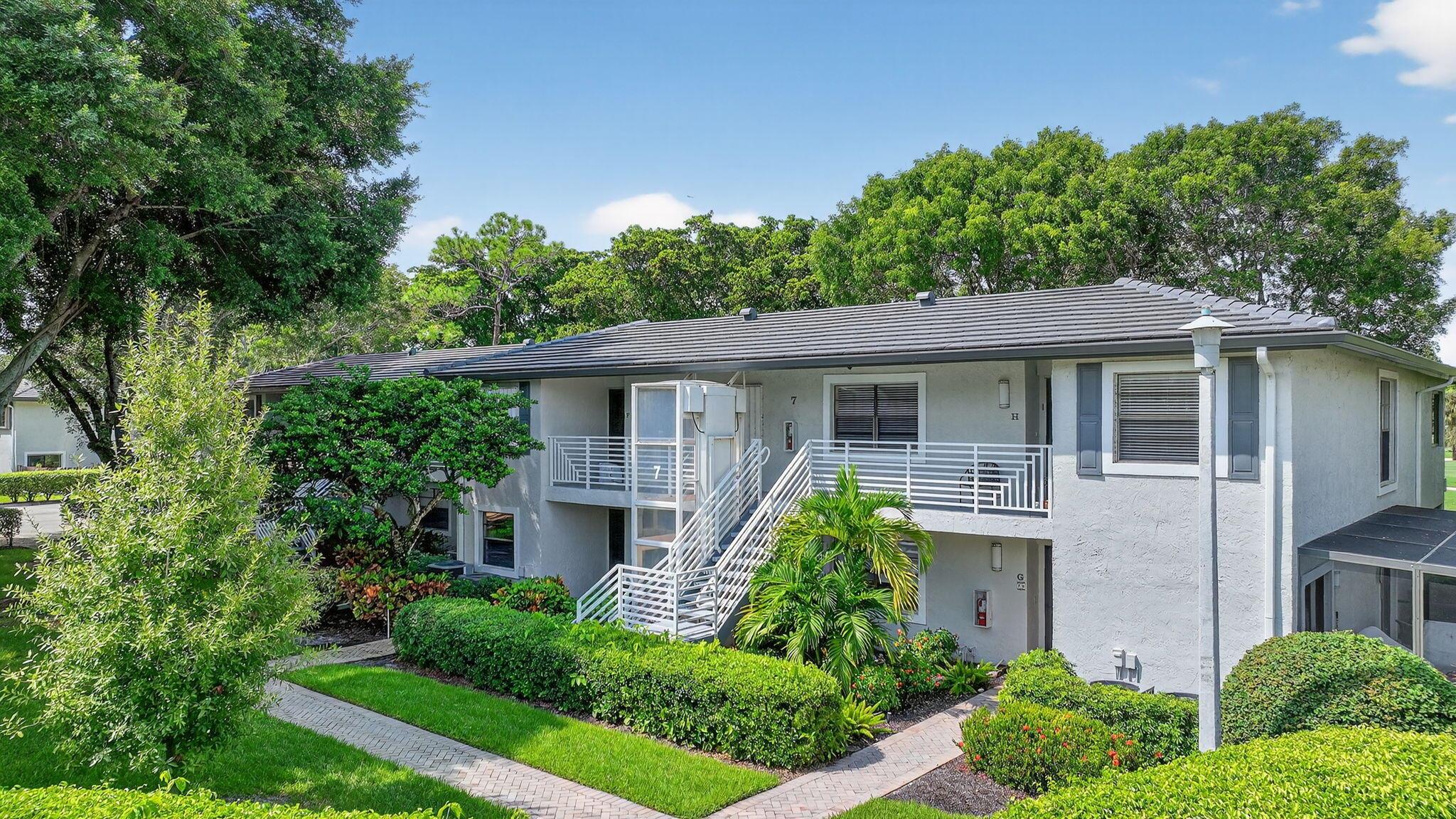 SOUTHPORT AT HUNTERS RUN - Residential Lease