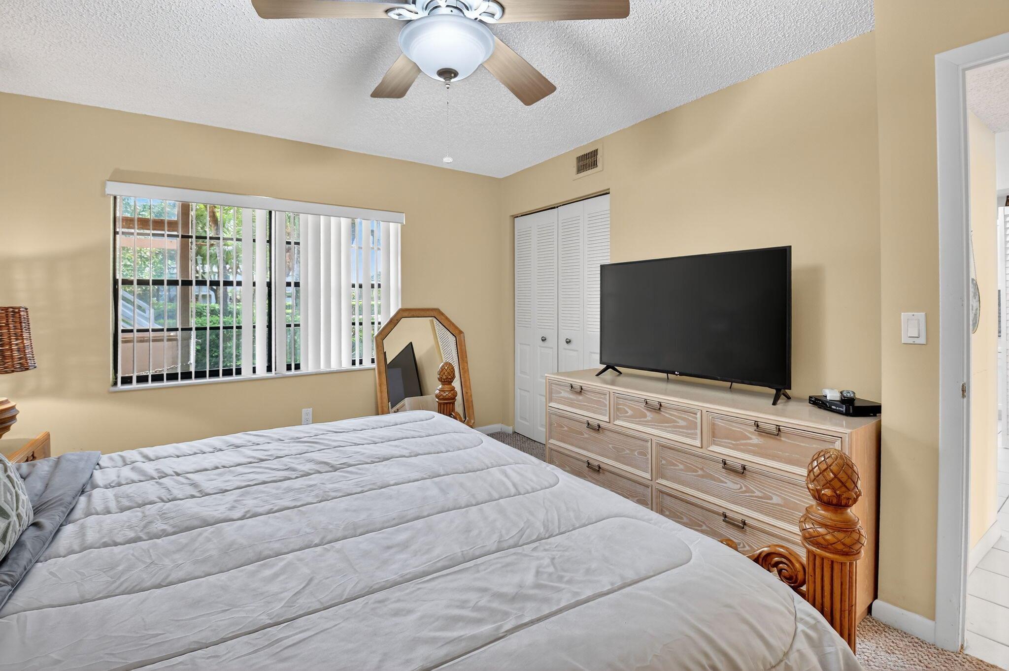 SOUTHPORT AT HUNTERS RUN - Residential Lease