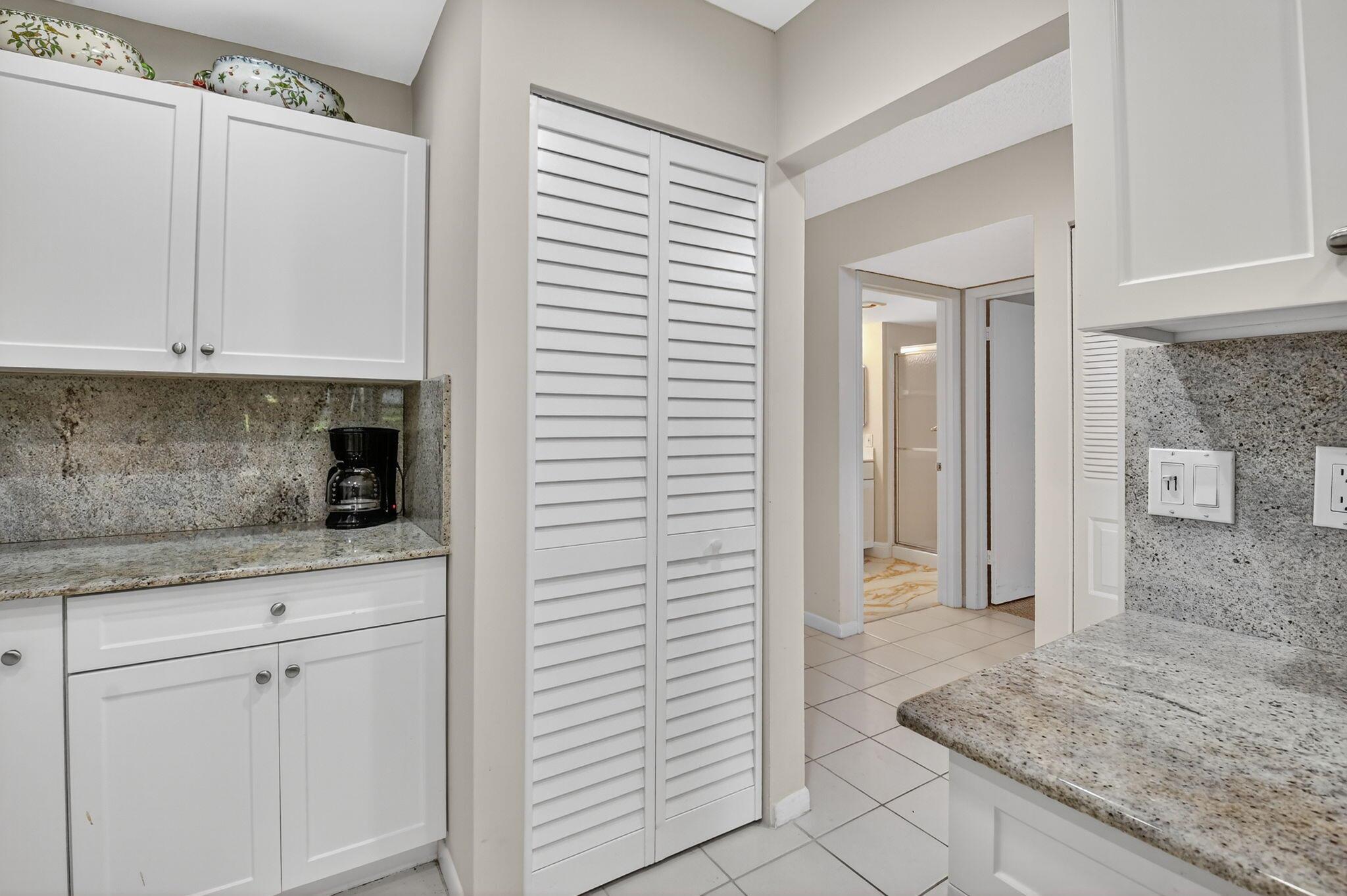 SOUTHPORT AT HUNTERS RUN - Residential Lease