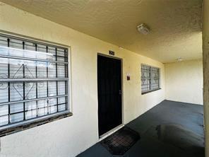 CYPRESS CHASE CONDO NO 6 - Residential