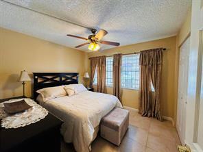 CYPRESS CHASE CONDO NO 6 - Residential
