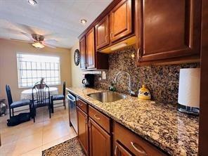 3099 NW 48th Avenue 253, Lauderdale Lakes, FL, 33313/$118,900 2 3099 NW 48th Avenue 253