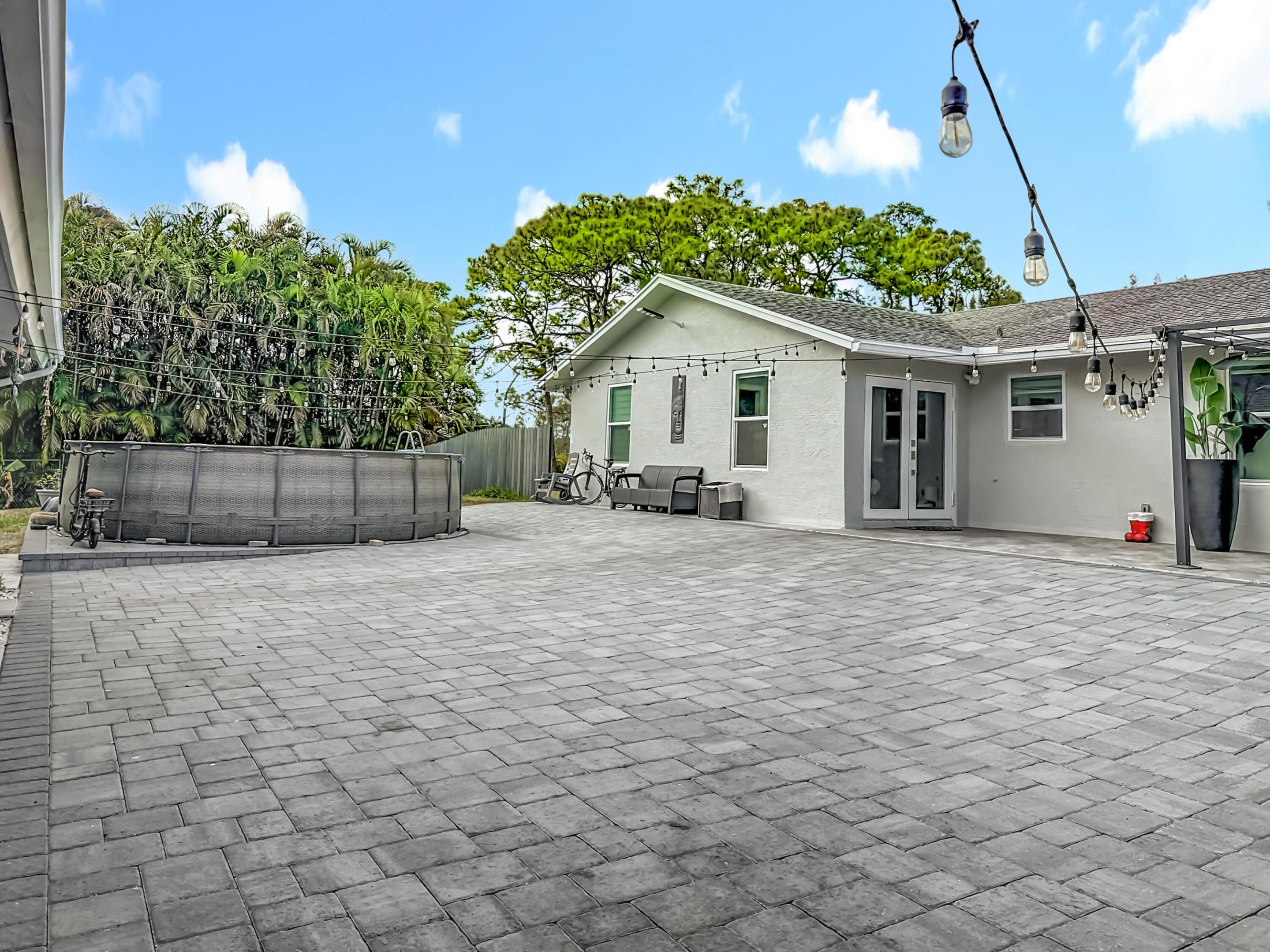 Loxahatchee Groves - Residential