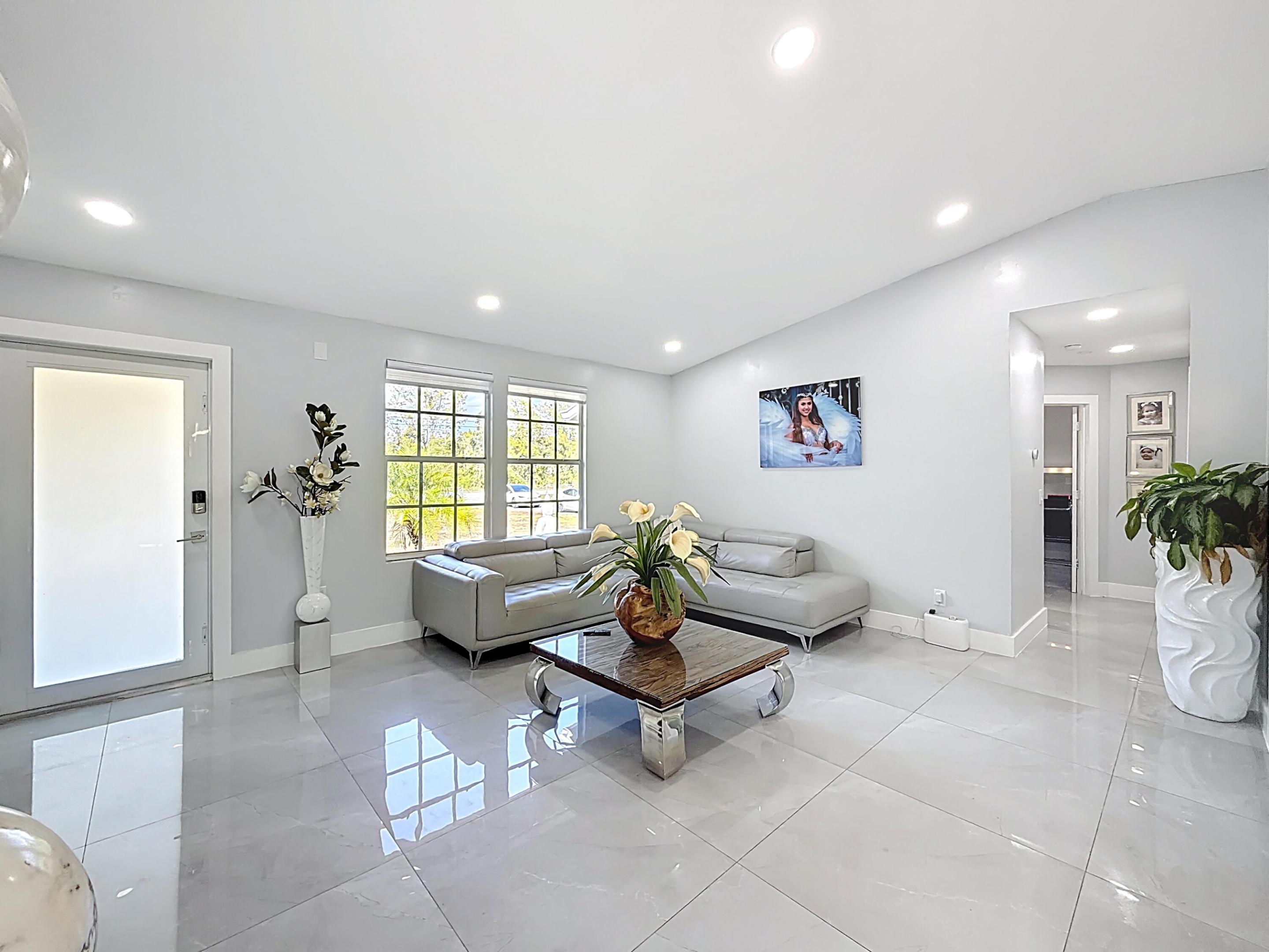 Loxahatchee Groves - Residential