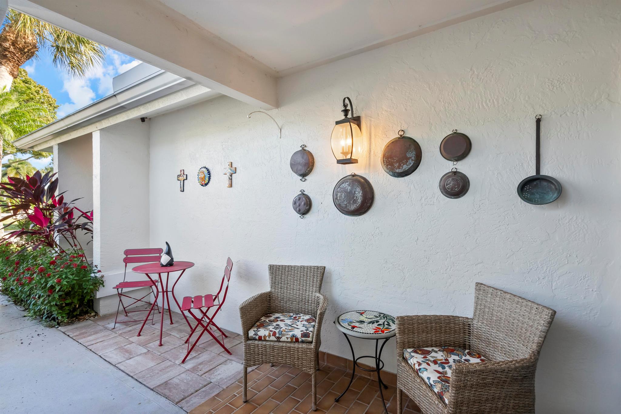 FOXCROSS IN MARINER SANDS - Residential