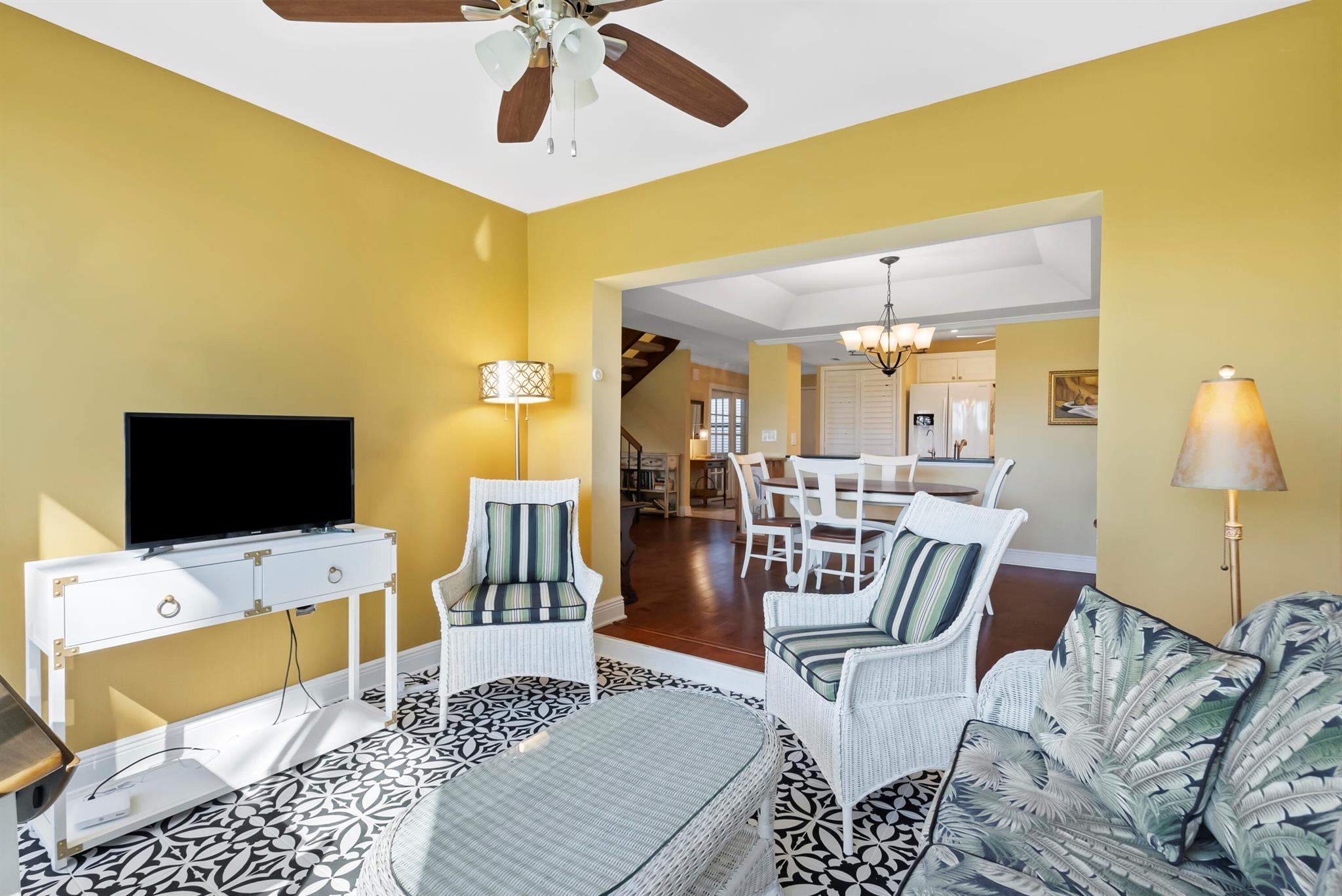 FOXCROSS IN MARINER SANDS - Residential