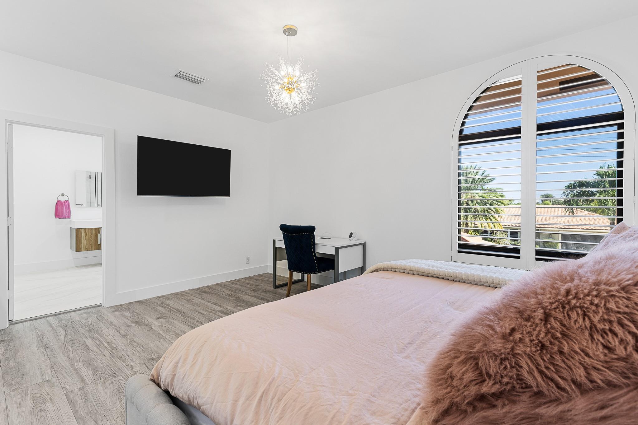 VENETIAN ISLES 3RD SEC - Residential