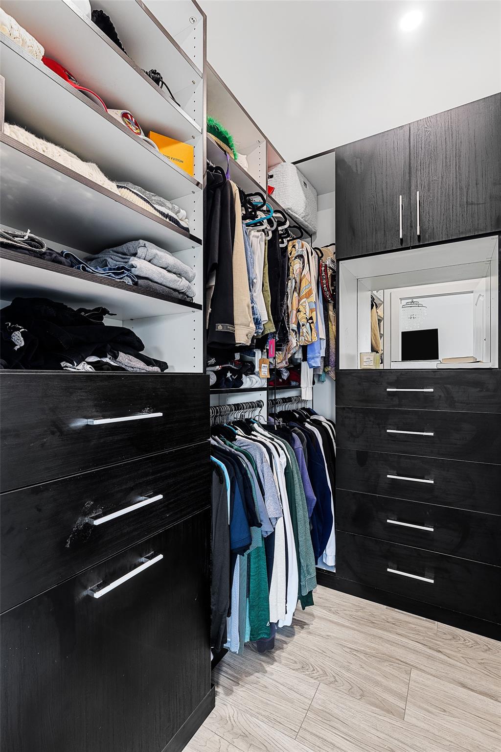 VENETIAN ISLES 3RD SEC - Residential