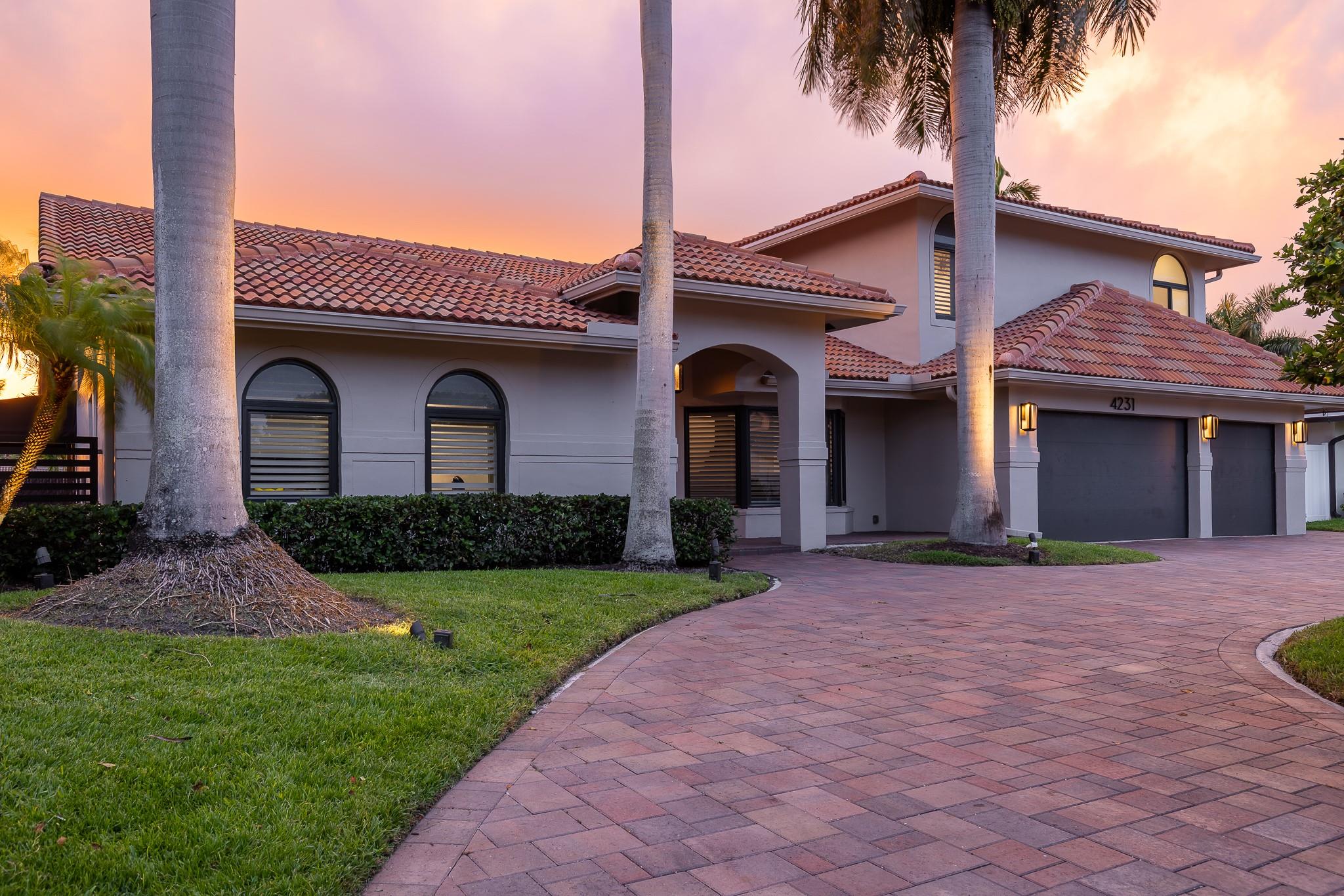 VENETIAN ISLES 3RD SEC - Residential