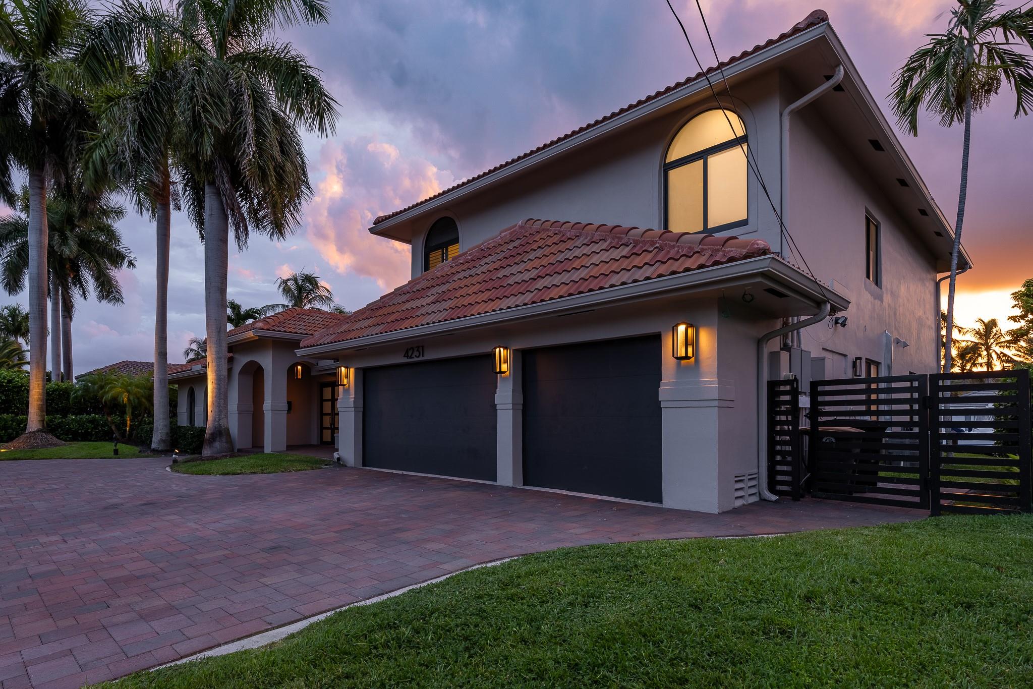 VENETIAN ISLES 3RD SEC - Residential