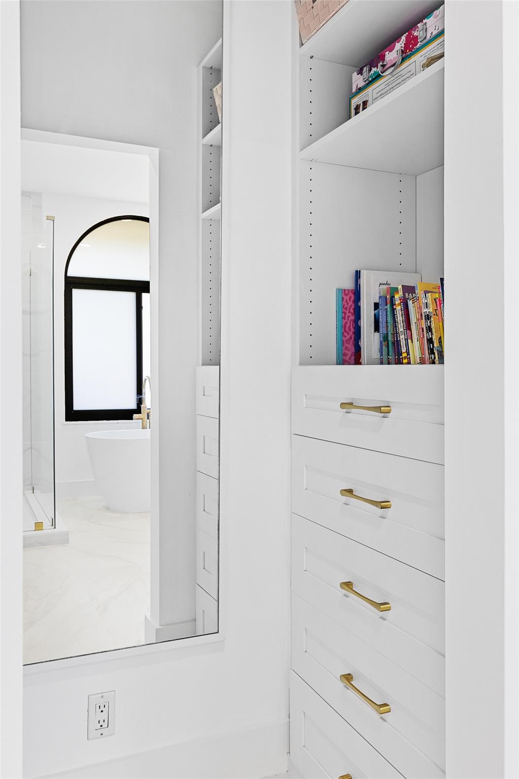 VENETIAN ISLES 3RD SEC - Residential