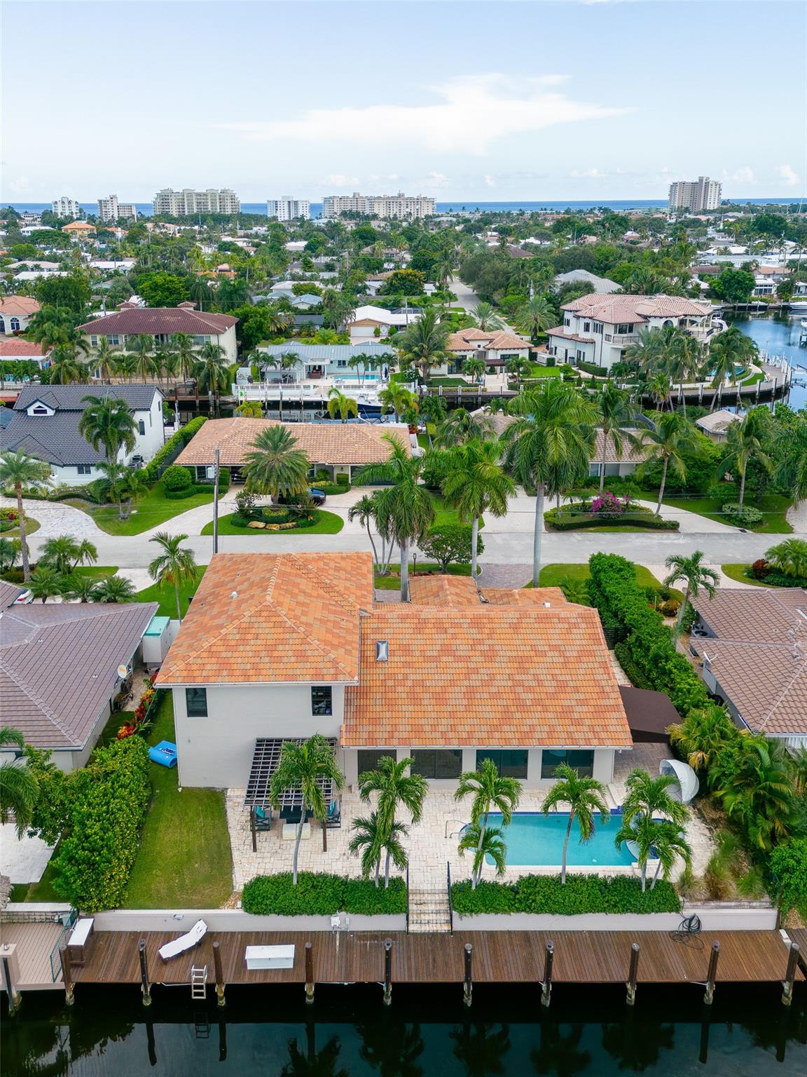 VENETIAN ISLES 3RD SEC - Residential