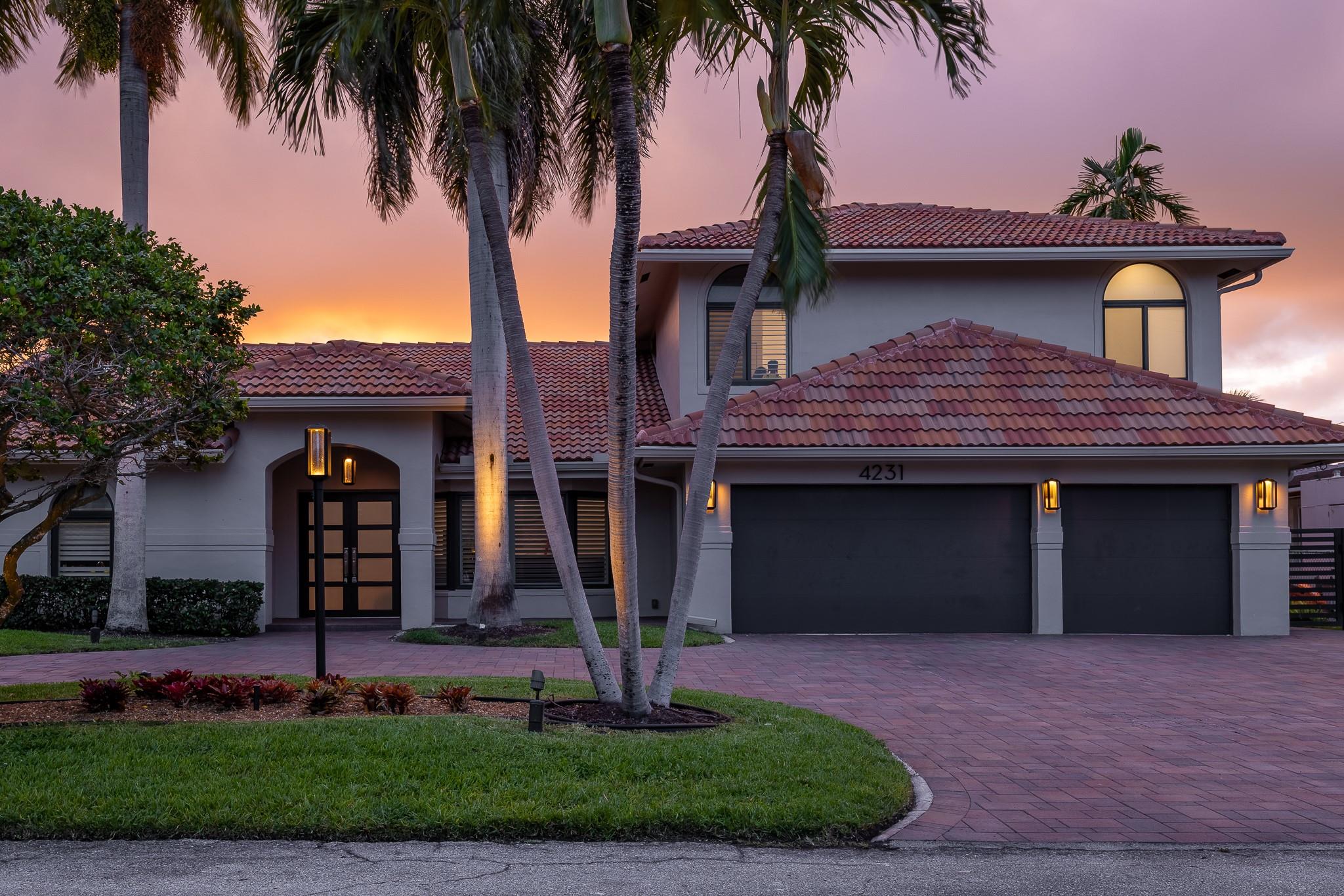 VENETIAN ISLES 3RD SEC - Residential