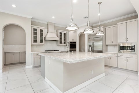 Tiny photo for 9203 Meridian Drive E, Parkland, FL 33076 (MLS # B26085825)