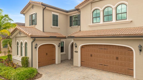 Tiny photo for 9203 Meridian Drive E, Parkland, FL 33076 (MLS # B26085825)