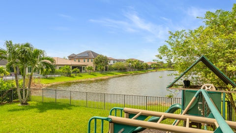 Tiny photo for 9203 Meridian Drive E, Parkland, FL 33076 (MLS # B26085825)