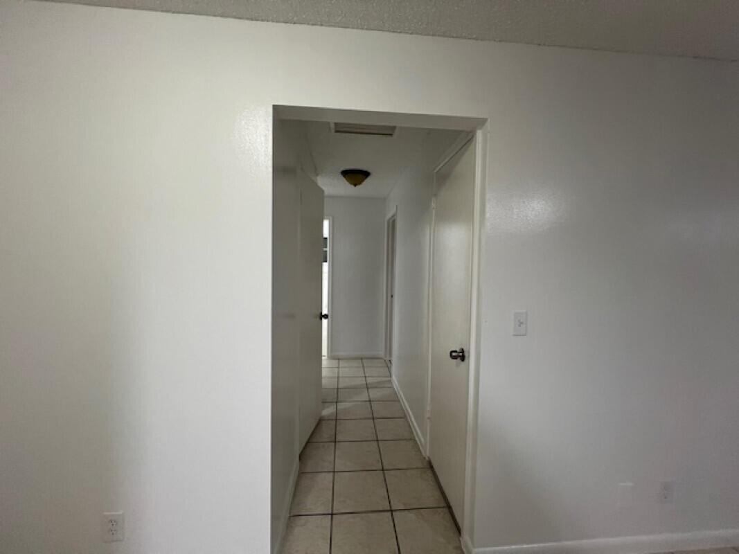 VICTORIA HOUSE CONDO - Residential Lease