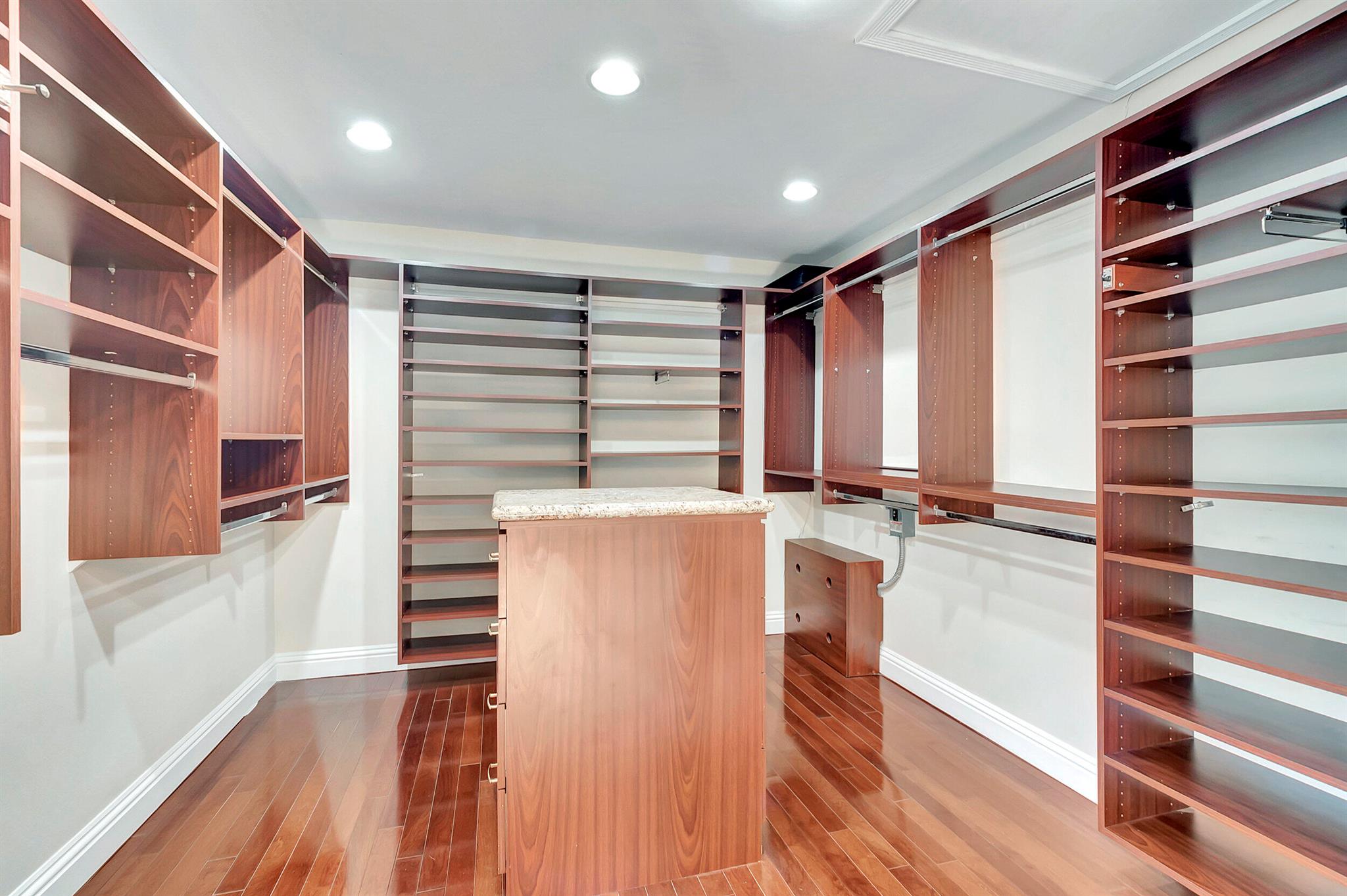 FIELDBROOK - Residential