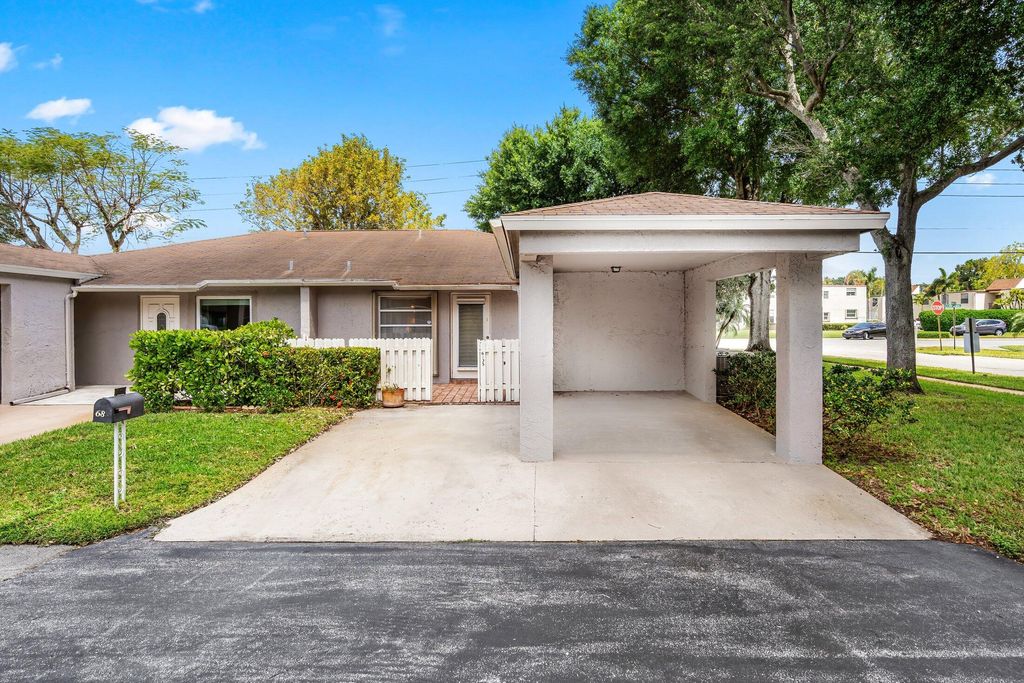 Photo of 6835 Moonlit Drive, Delray Beach, FL 33446 (MLS # R11077708)