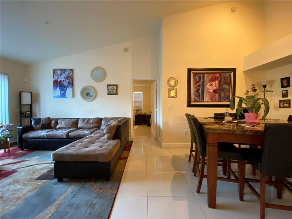 Devonaire Condo At Pembro - Residential Lease