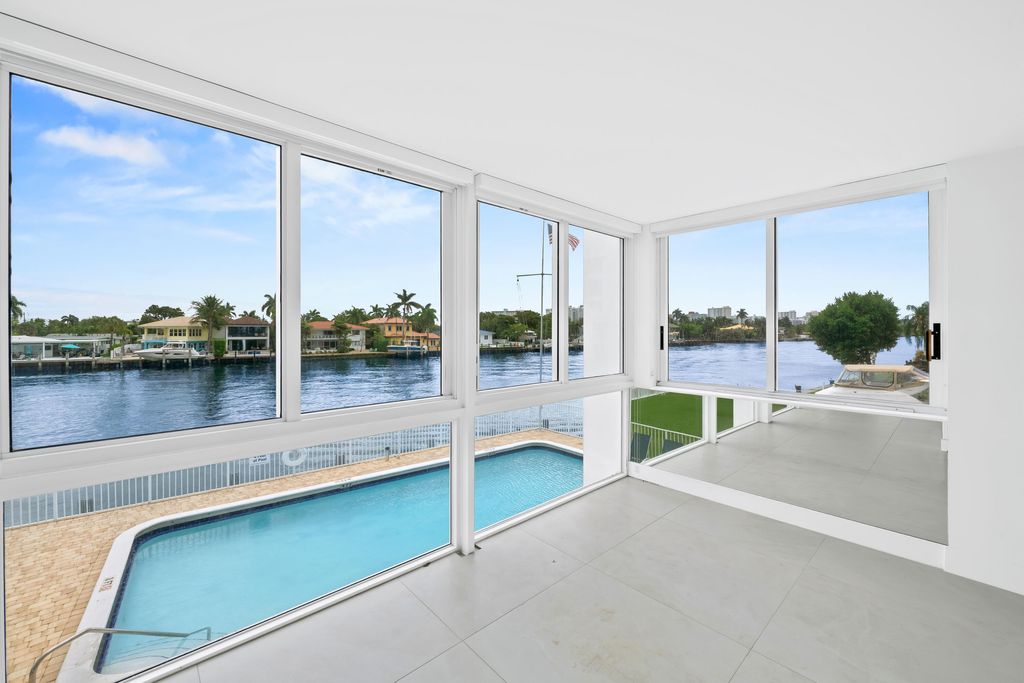 Photo of 3100 NE 49th Street #204, Fort Lauderdale, FL 33308 (MLS # F10539488)