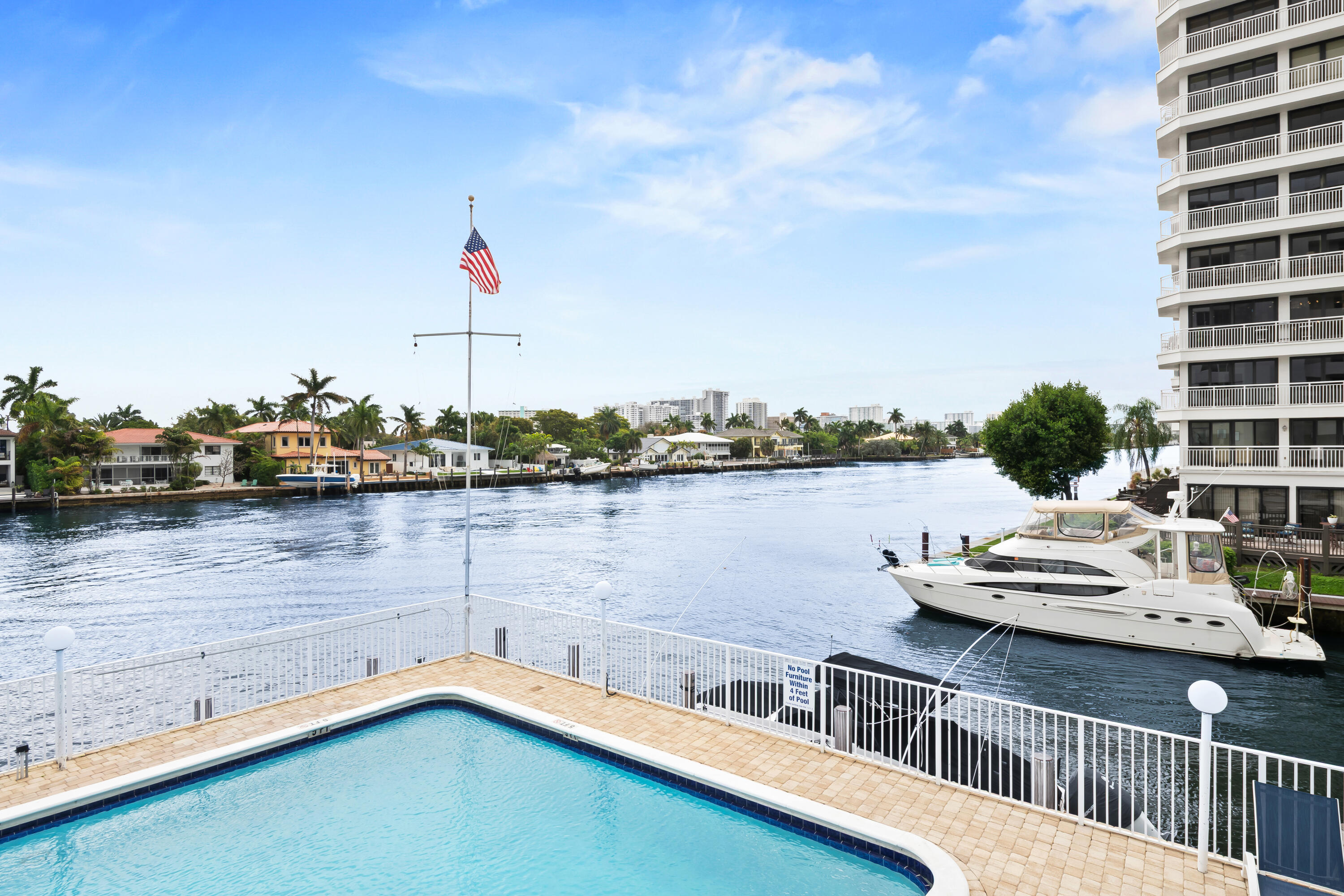 The Royal Mariner Condo - Residential Lease