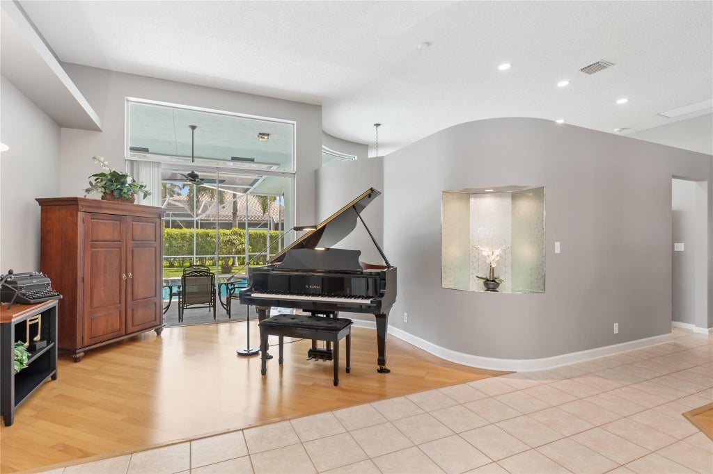 Photo of 4940 Kensington Circle, Coral Springs, FL 33076 (MLS # F10508028)