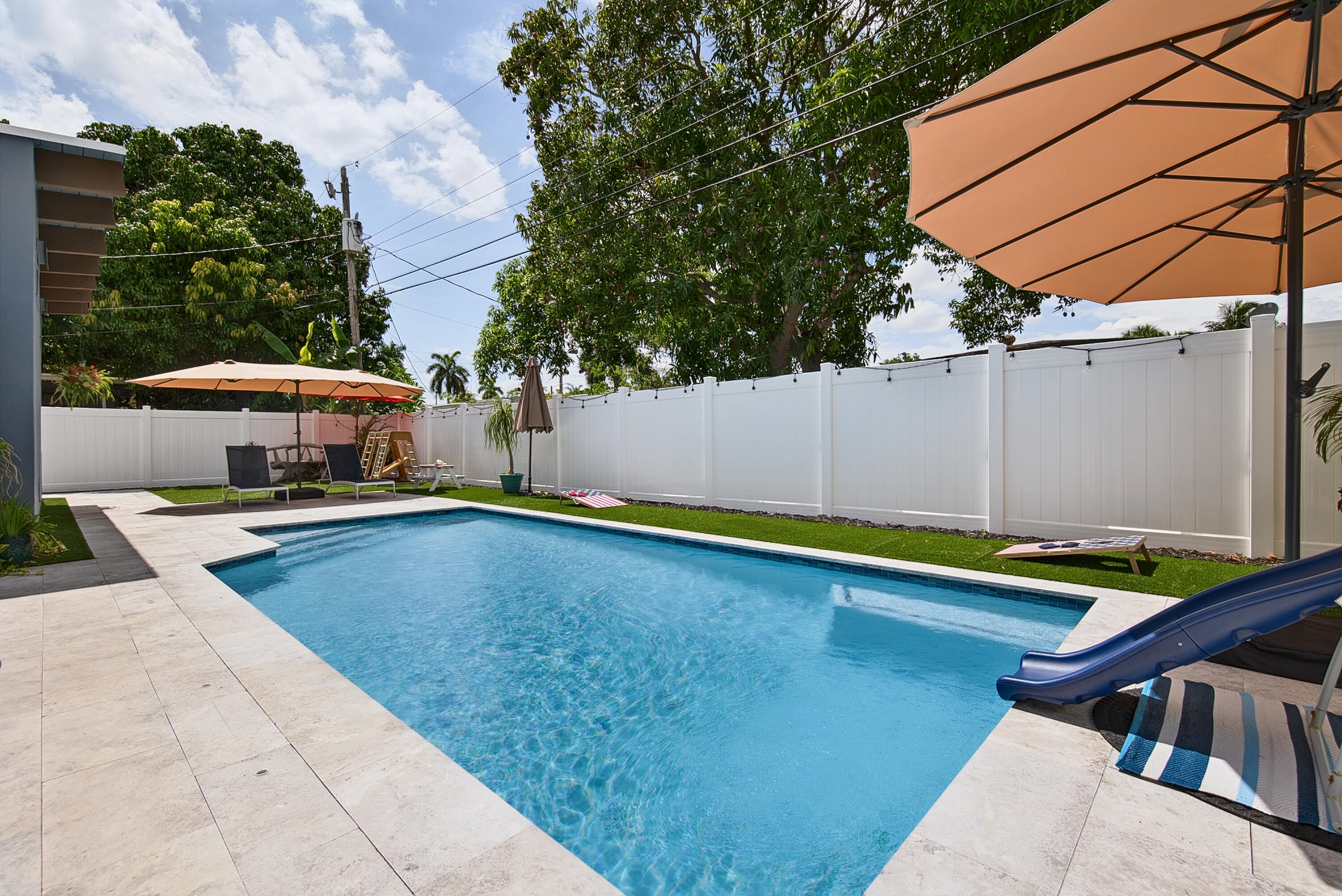 729 NW 29th Court