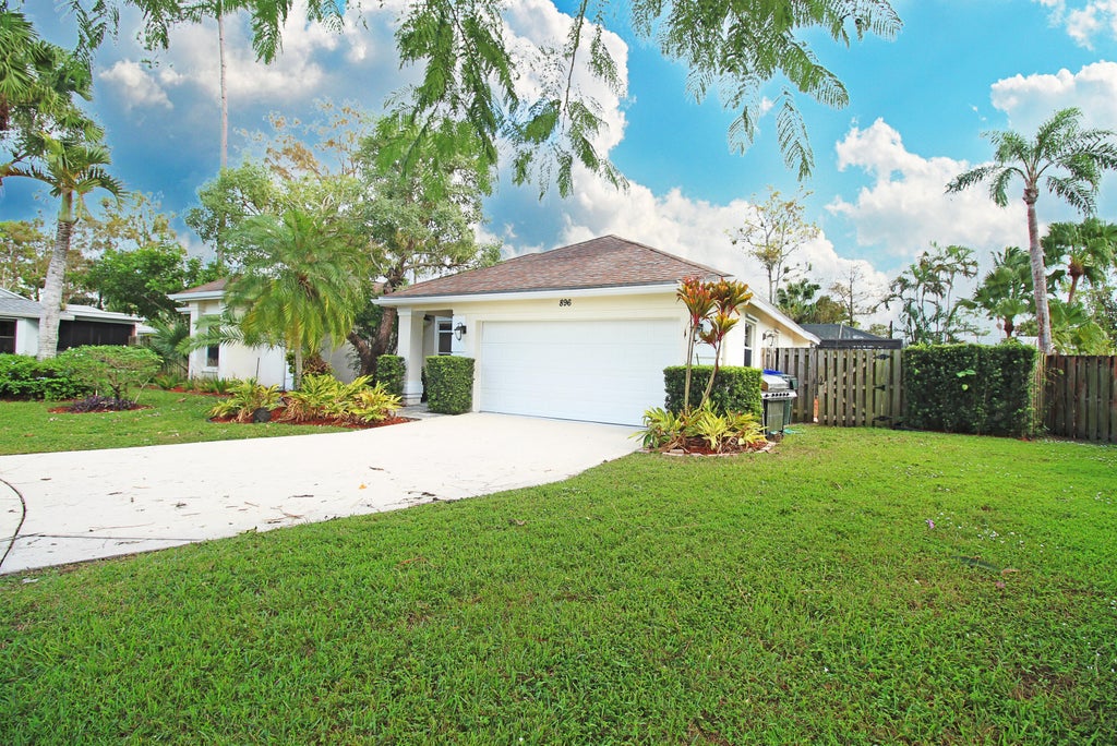 Photo of 896 ROSE Court, Wellington, FL 33414 (MLS # B26054792)