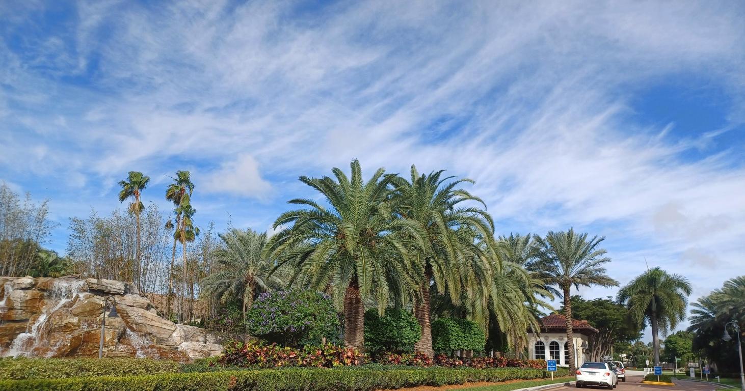 PLUM AT BOCA POINTE CONDOS ONE THRU 15 FILED IN OR - Residential Lease