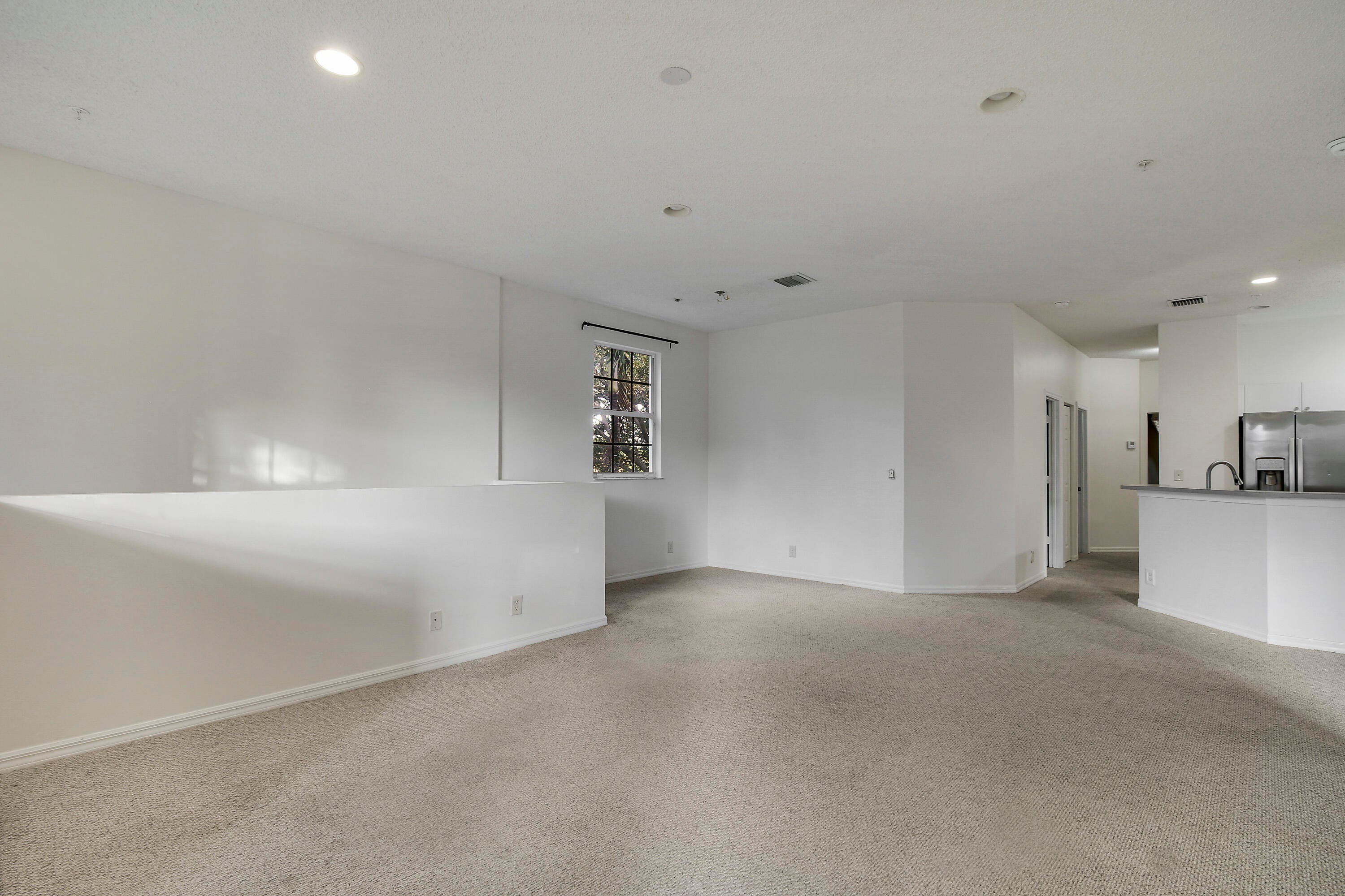 111 LIGHTHOUSE Circle H