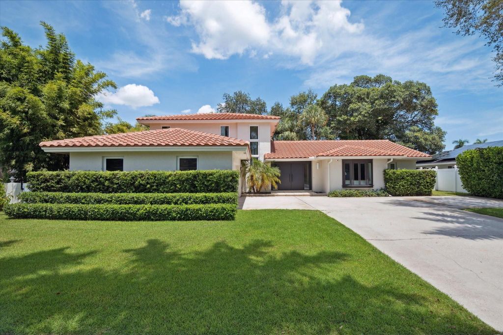 Photo of 701 Carriage Hill Lane, Boca Raton, FL 33486 (MLS # F10523604)