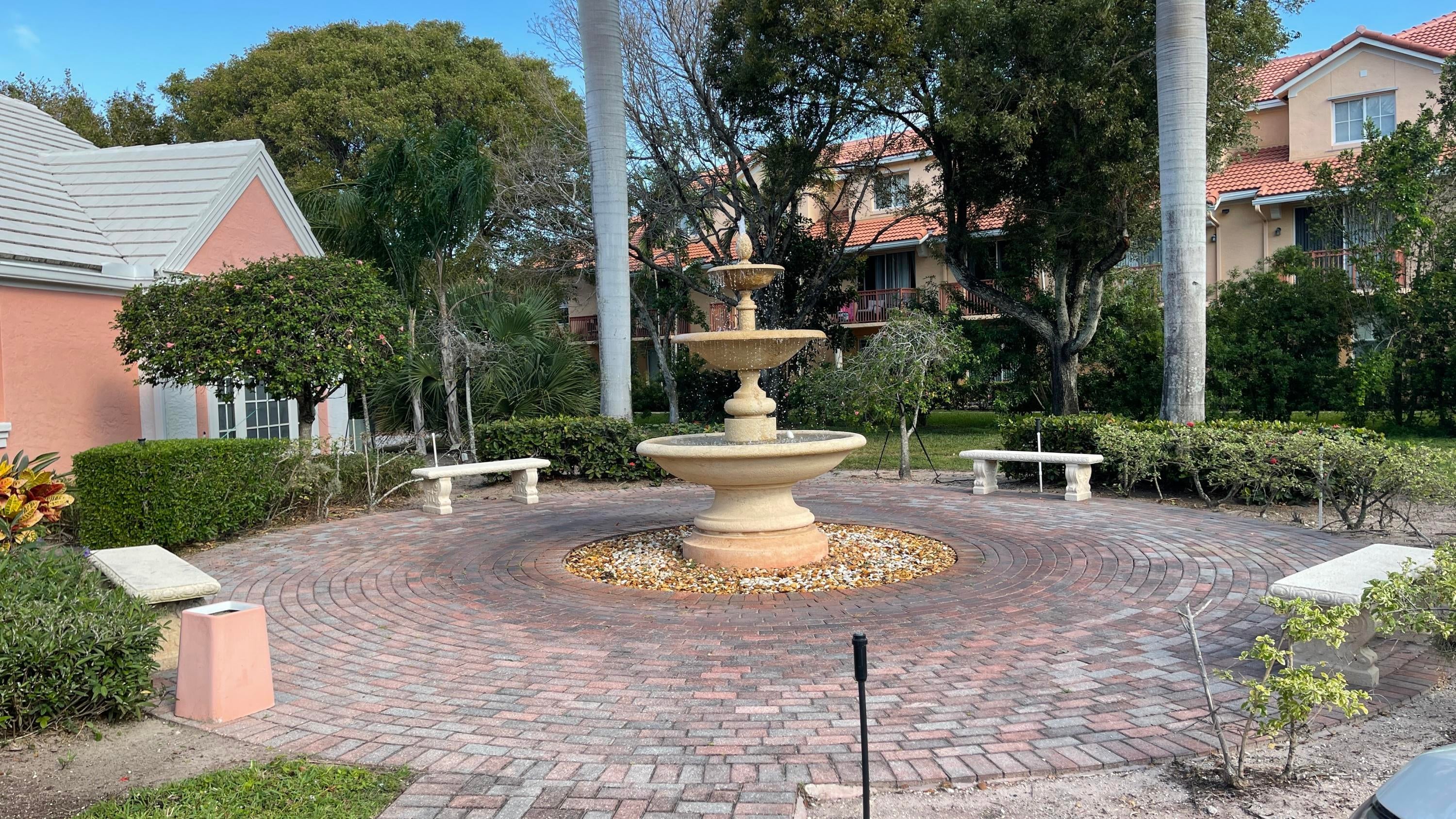 1350 CRYSTAL Way 107