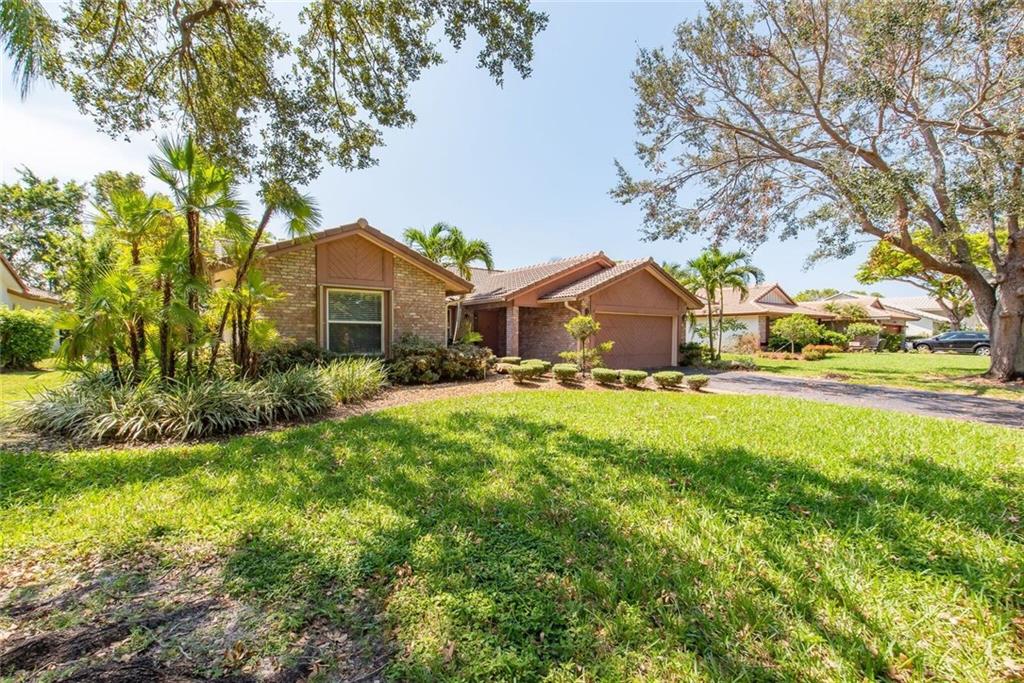 Cypress Glen 104-26 B - Residential