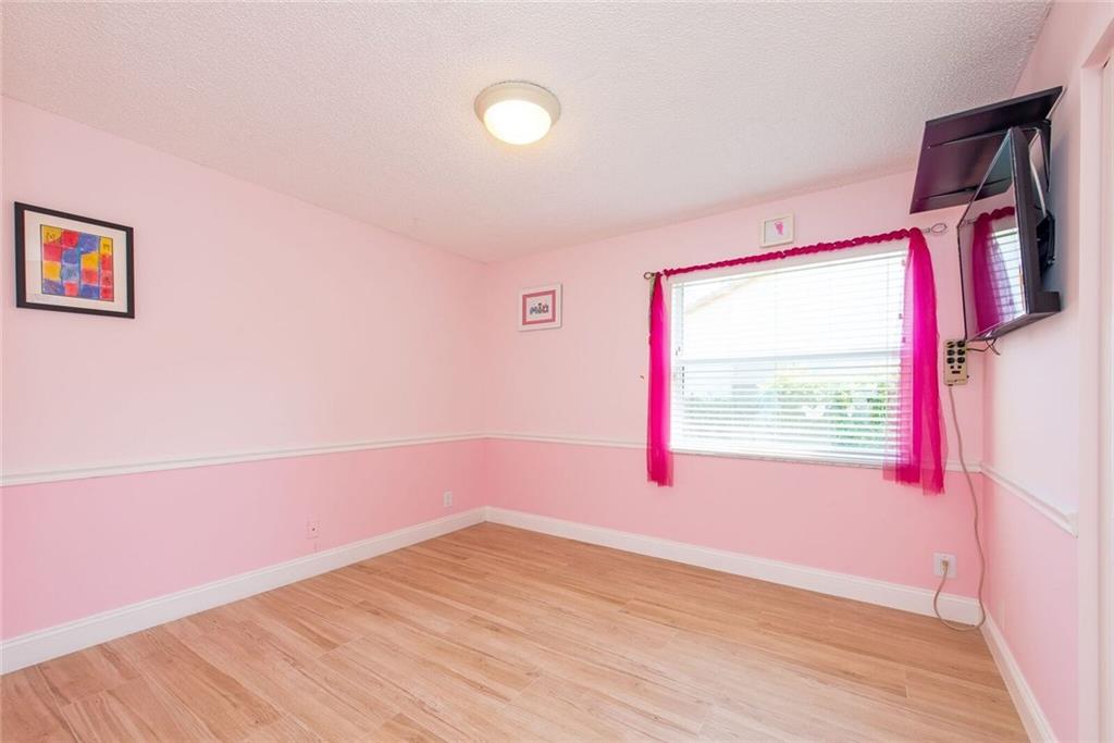 Cypress Glen 104-26 B - Residential