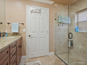 SHORES 4 - Residential