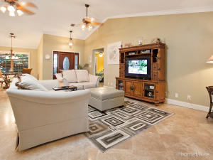 SHORES 4 - Residential