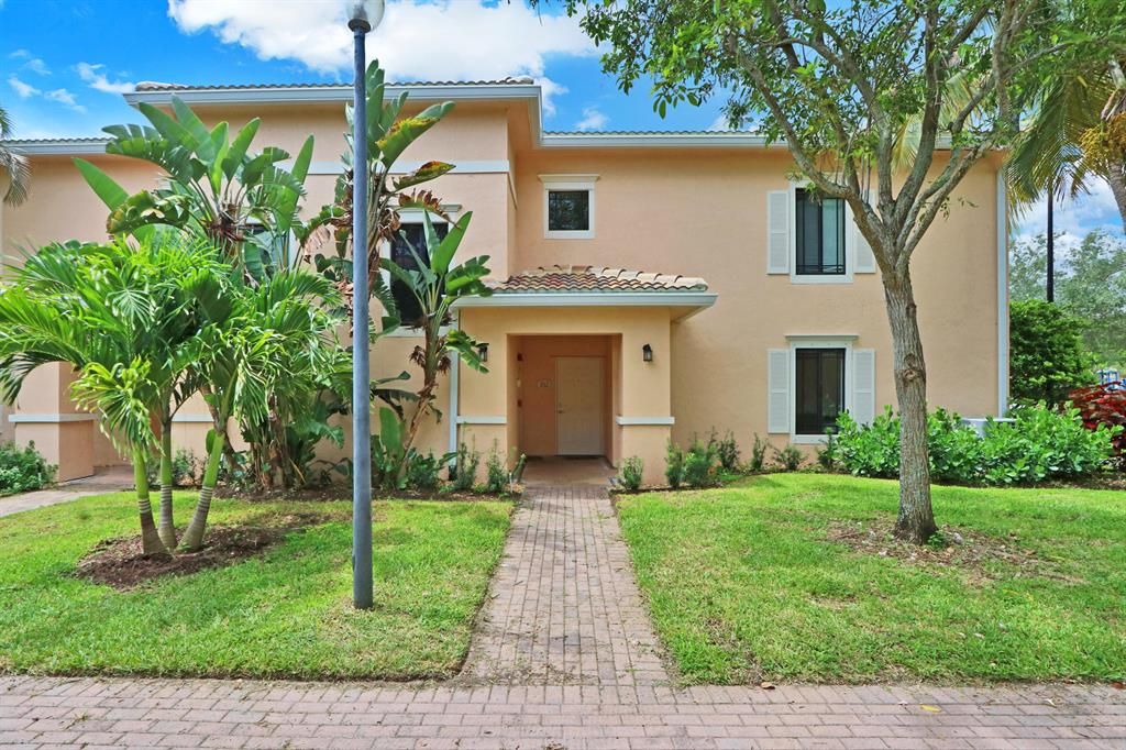 Photo of 2807 Veronia Drive #102, Palm Beach Gardens, FL 33410 (MLS # R10733158)