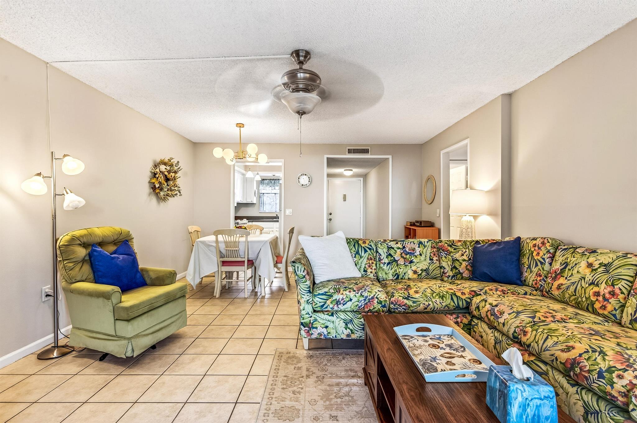 PINETREE VILLAGE - Residential