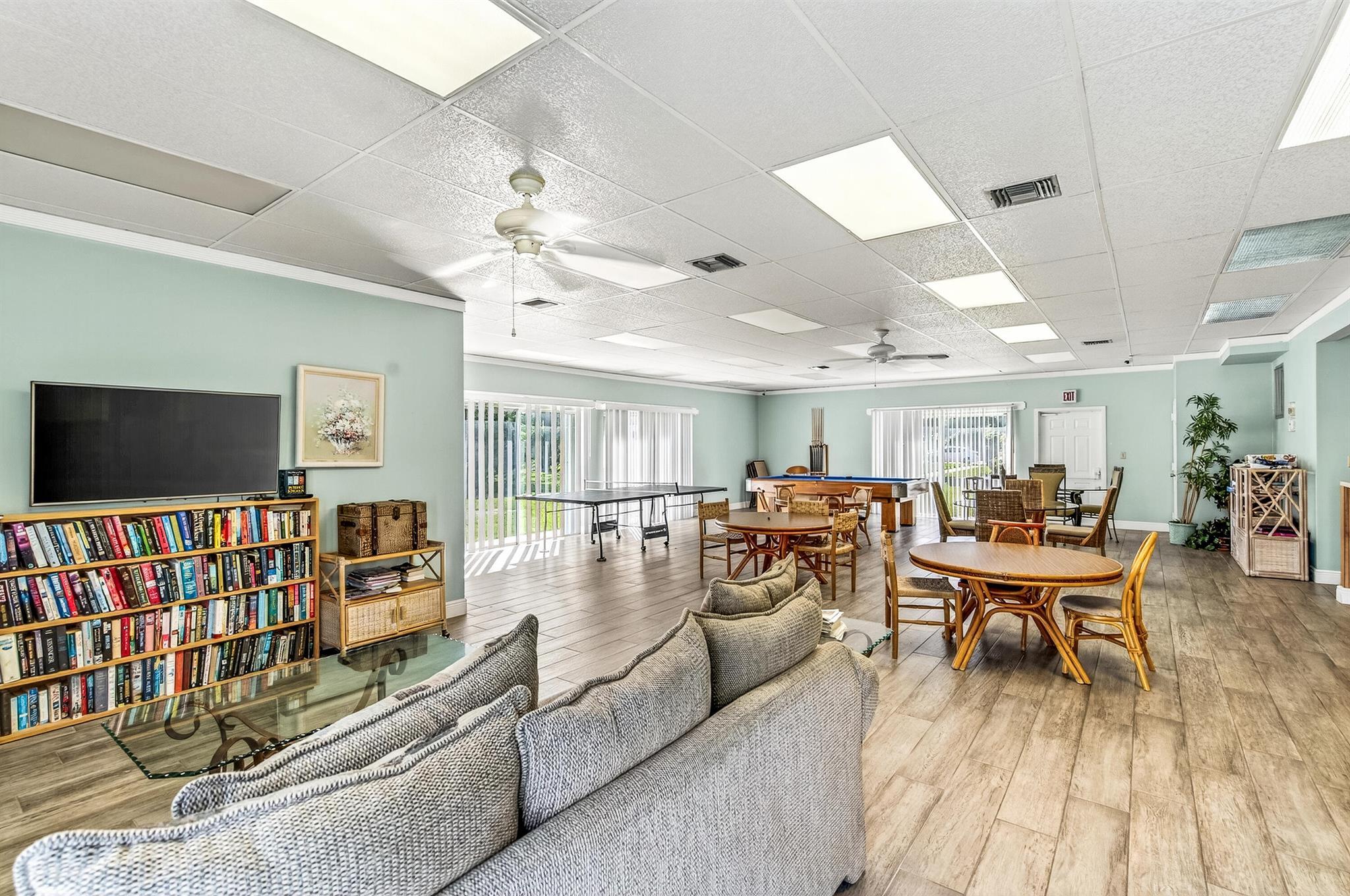 PINETREE VILLAGE - Residential