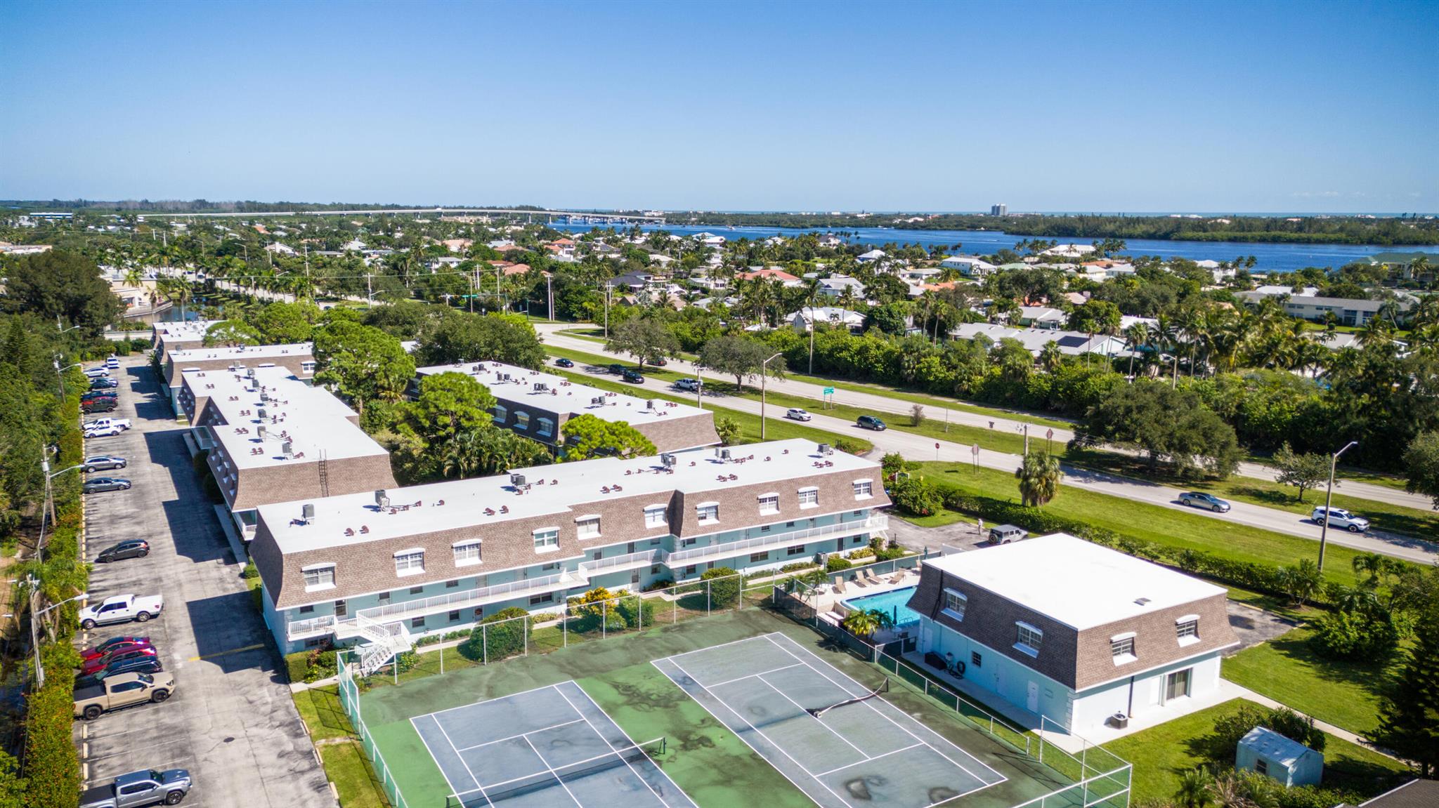 1901 Indian River Boulevard 105