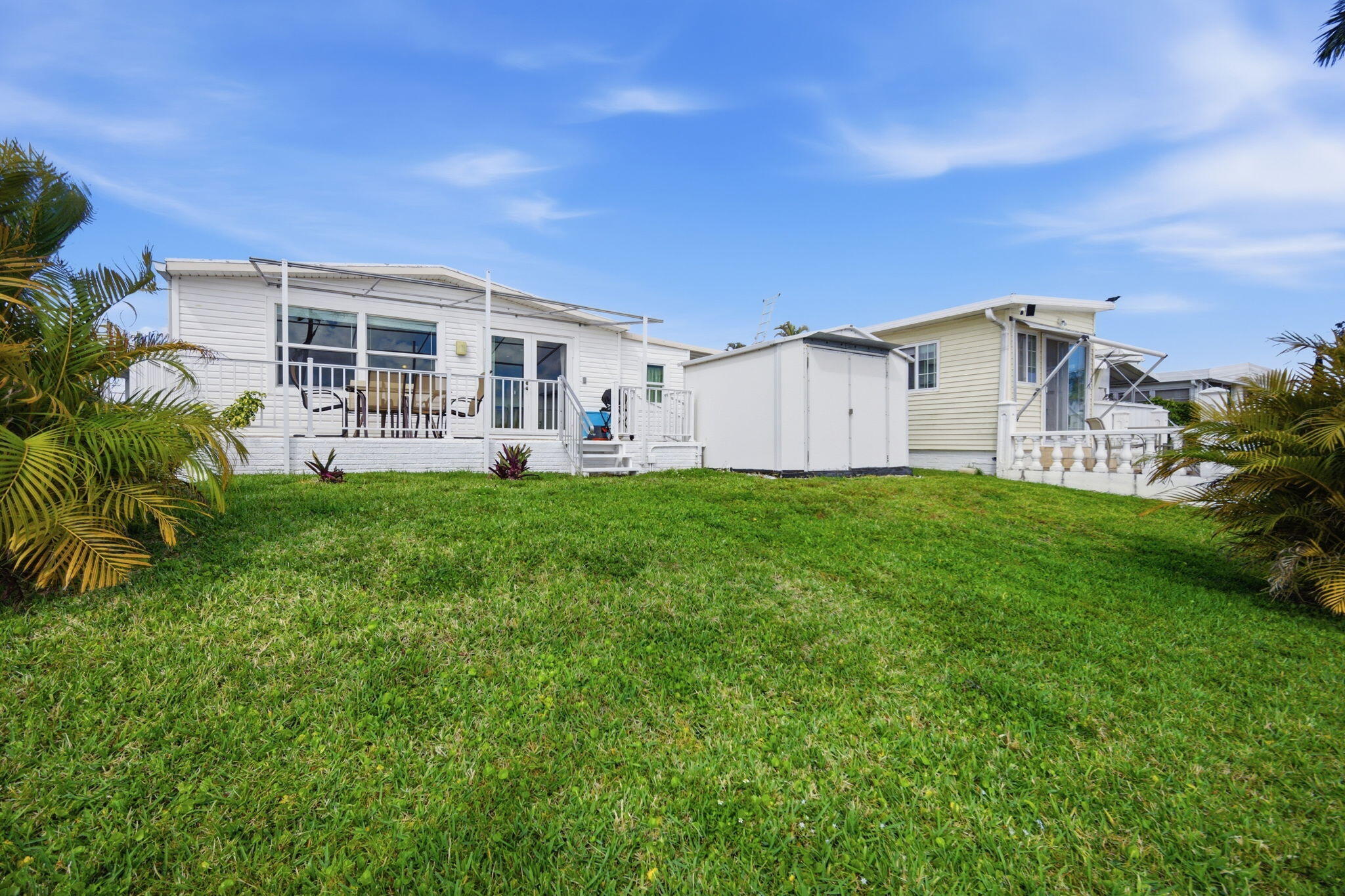 RAVENSWOOD ESTATES & MARINAS - Residential