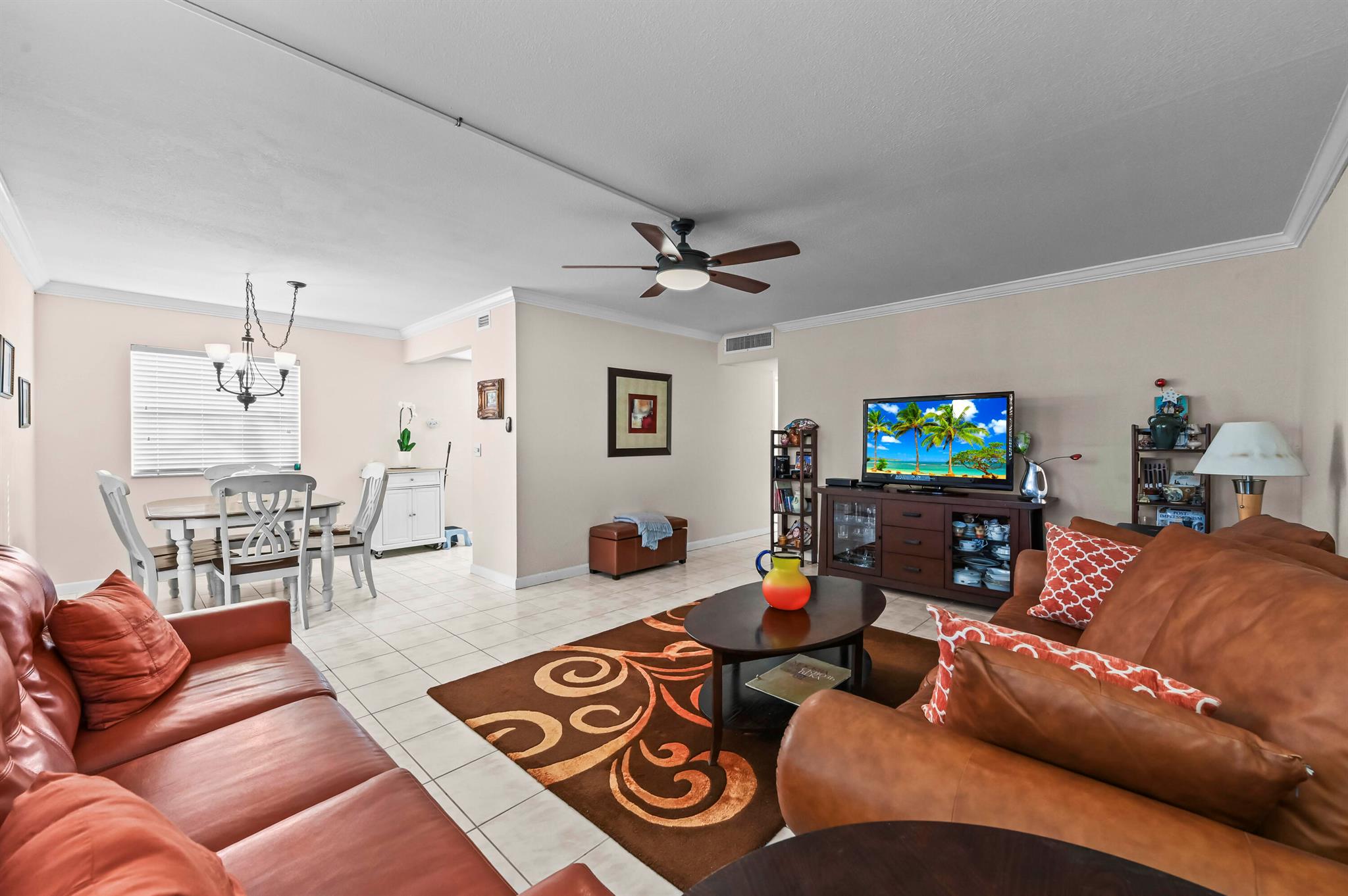 KINGS POINT - Residential